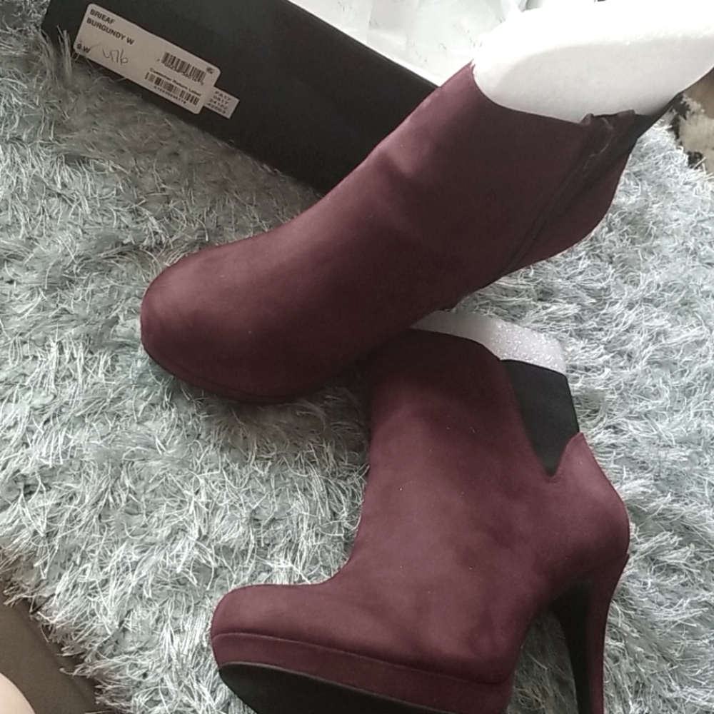 Burgundy suede booties NIB